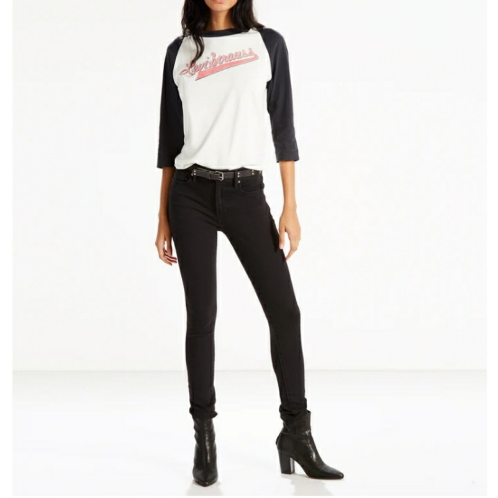 Levi's NWT